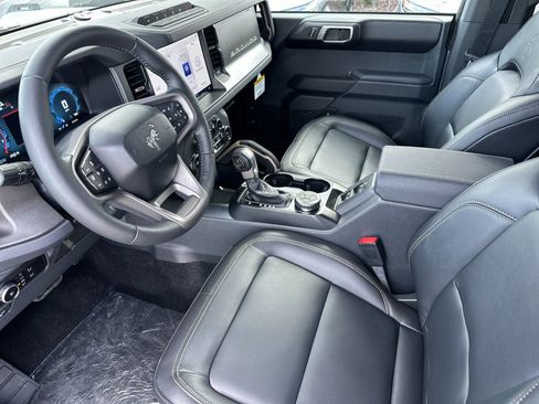 New 2025 Ford Bronco Badlands AWD/4WD image 10