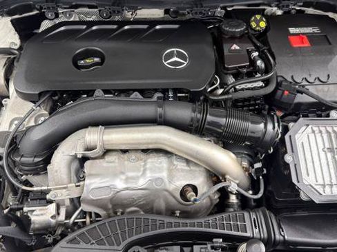 Used 2025 Mercedes-Benz GLA 250 4MATIC w/ Winter Package image 38