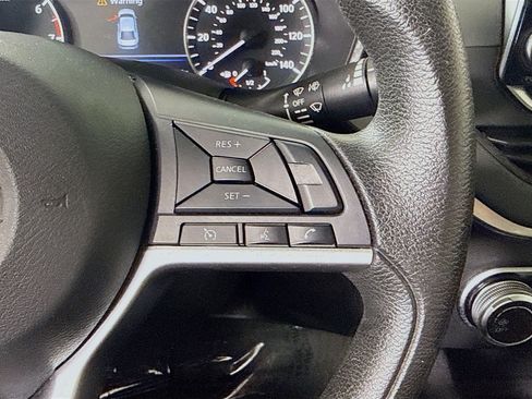 Used 2022 Nissan Altima 2.5 SV FWD image 15