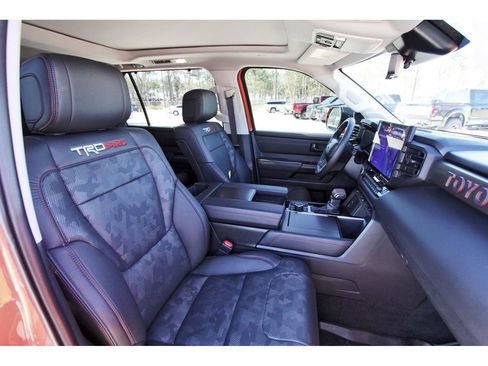 Used 2023 Toyota Sequoia image 27