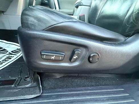 Used 2012 Toyota 4Runner SR5 w/ Premium Pkg AWD/4WD image 15