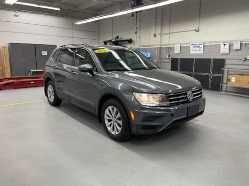 Used 2019 Volkswagen Tiguan SE w/ Panoramic Sunroof Package AWD/4WD image 5
