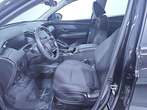 Used 2024 Hyundai Tucson SE image 11