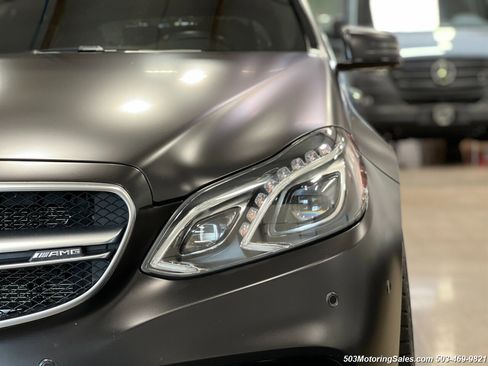 Used 2014 Mercedes-Benz E 63 AMG S-Model image 12