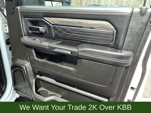 Used 2025 RAM 3500 Limited AWD/4WD image 22