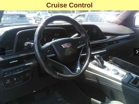 Used 2024 Cadillac Escalade Sport AWD/4WD image 4