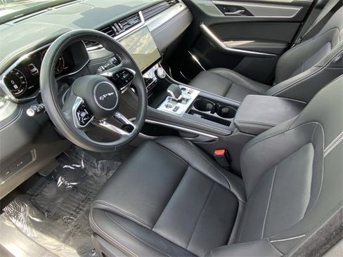 Used 2025 Jaguar F-PACE R-Dynamic S image 5