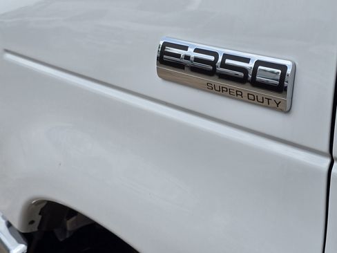 New 2026 Ford E-350 and Econoline 350 Super Duty w/ Power Equipment Group RWD image 11