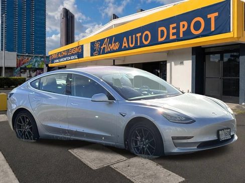 Used 2018 Tesla Model 3 Mid Range RWD image 6