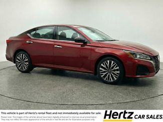 Used 2025 Nissan Altima 2.5 SV video 1