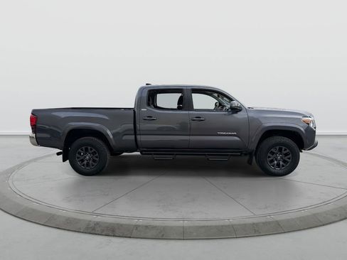 Used 2020 Toyota Tacoma SR5 image 9