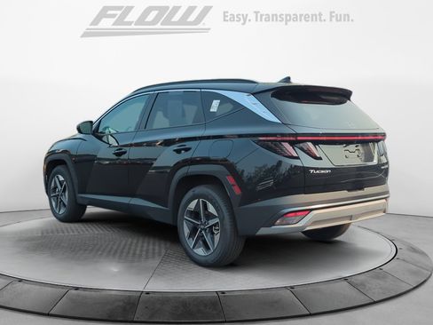 Certified 2025 Hyundai Tucson SEL AWD/4WD image 6