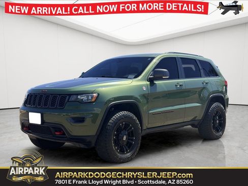 Certified 2021 Jeep Grand Cherokee Trailhawk w/ Trailhawk Luxury Group AWD/4WD image 1