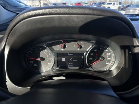 Used 2023 GMC Terrain SLT w/ Infotainment Package II image 11