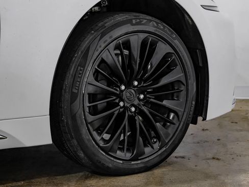 Used 2018 Lexus LS 500 w/ Luxury Package RWD image 56