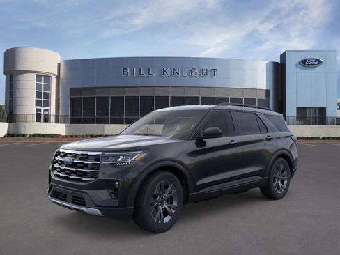 New 2026 Ford Explorer Active w/ Active Comfort Package image 2