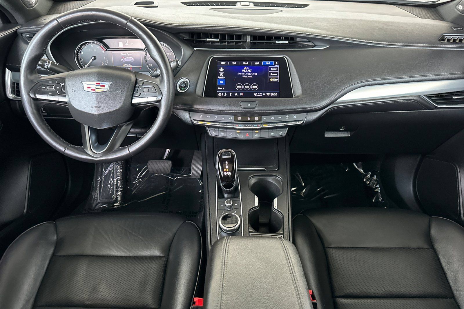 Used 2022 Cadillac XT4 Premium Luxury w/ Enhanced Visibility Package FWD image 16