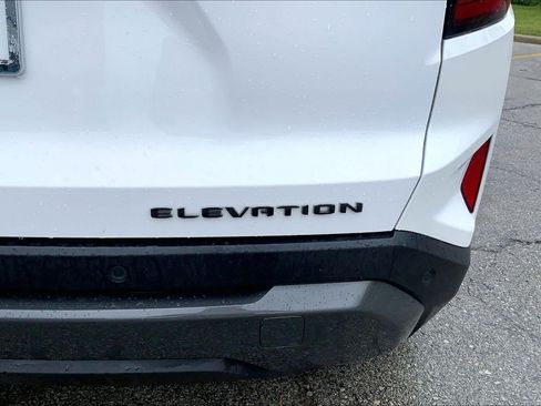 Used 2025 GMC Terrain Elevation AWD/4WD image 8