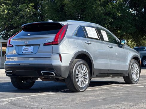 Used 2024 Cadillac XT4 Premium Luxury AWD/4WD image 4