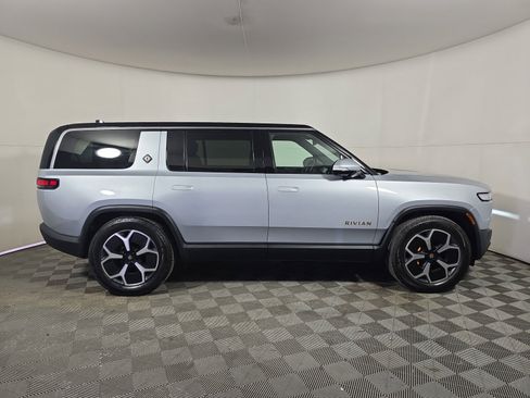 Used 2024 Rivian R1S Adventure AWD/4WD image 6