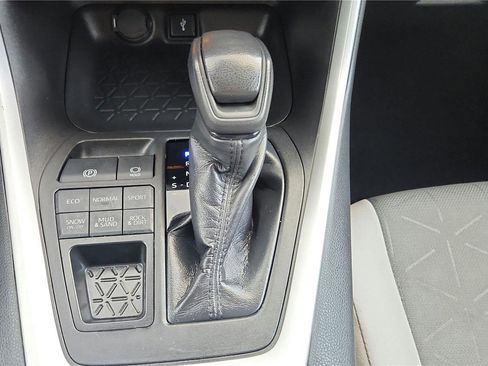 Certified 2021 Toyota RAV4 XLE image 58