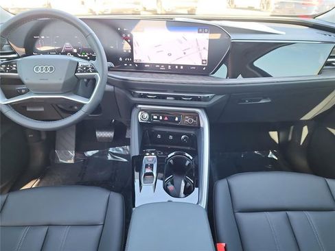 New 2025 Audi Q5 Premium Plus image 12