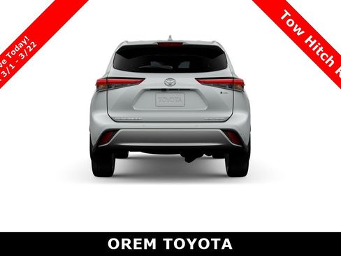 New 2026 Toyota Highlander Platinum image 8