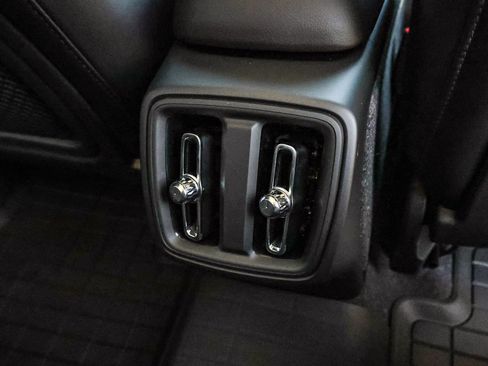 New 2026 Volvo XC40 B5 Ultra w/ Climate Package image 20