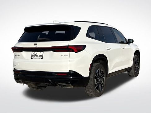 Used 2025 Buick Enclave Sport Touring image 7
