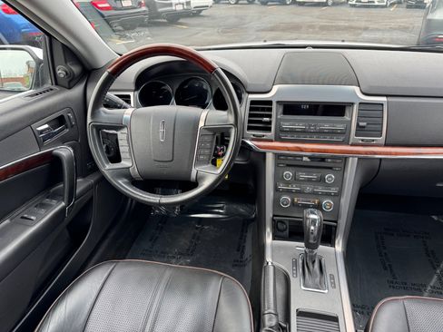 Used 2011 Lincoln MKZ image 15
