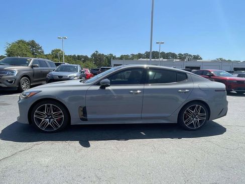 Used 2022 Kia Stinger GT2 AWD/4WD image 10