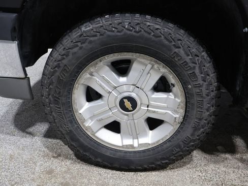 Used 2004 Chevrolet Silverado 1500 LS image 9