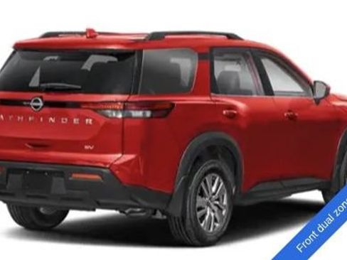 Used 2025 Nissan Pathfinder SV FWD image 8