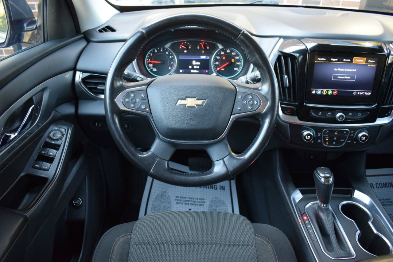 Used 2020 Chevrolet Traverse LT FWD image 18