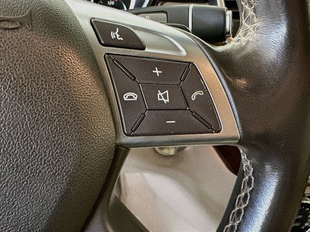 Used 2014 Mercedes-Benz GL 550 4MATIC image 26