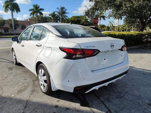 Used 2023 Nissan Versa S w/ Trunk Package FWD image 9