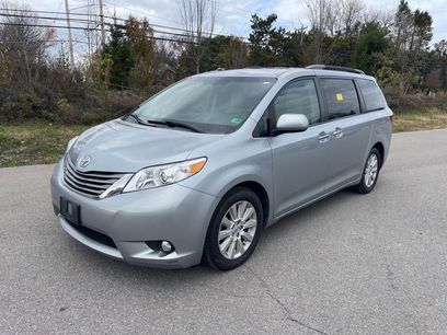 Used 2015 Toyota Sienna XLE Premium