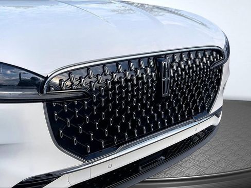 Used 2026 Lincoln Aviator Reserve RWD image 34
