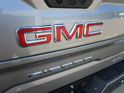 New 2026 GMC Sierra 1500 SLT w/ SLT Premium Plus Package AWD/4WD image 17