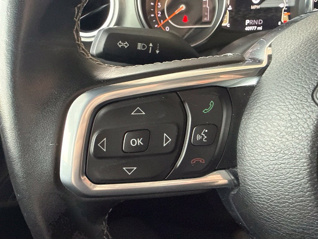 Used 2022 Jeep Wrangler Unlimited Sahara AWD/4WD image 16