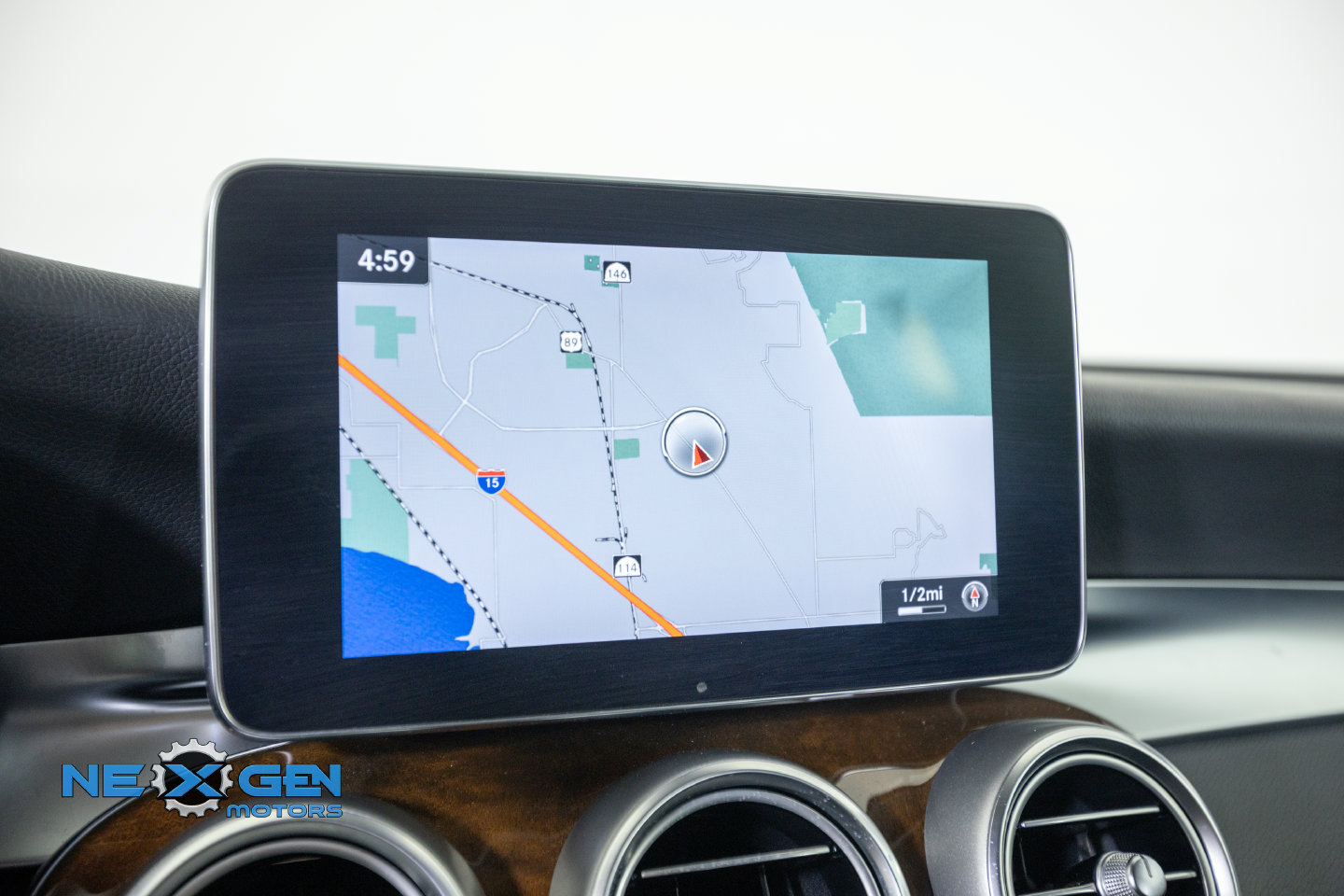 Used 2019 Mercedes-Benz GLC 300 4MATIC image 18