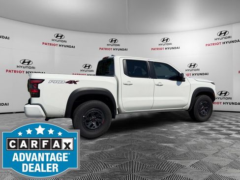 Used 2026 Nissan Frontier PRO-4X AWD/4WD image 3