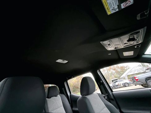 Certified 2022 Toyota Tacoma TRD Off-Road image 13