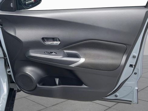 Used 2023 Nissan Kicks SV FWD image 23