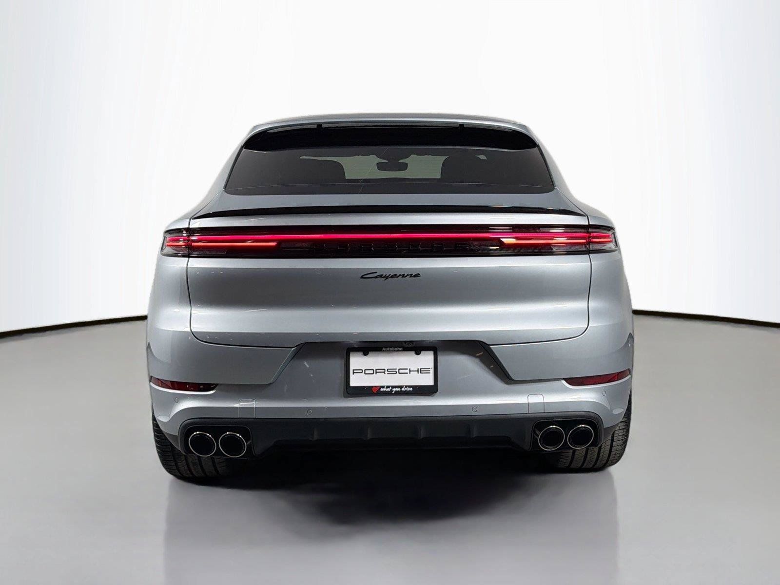 Certified 2025 Porsche Cayenne Coupe AWD/4WD image 6