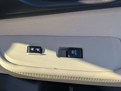 Used 2019 Subaru Outback 2.5i Premium image 36