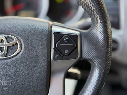 Used 2015 Toyota Tacoma 4x4 Access Cab V6 w/ SR5 Package image 9