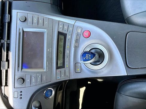 Used 2015 Toyota Prius Four FWD image 30