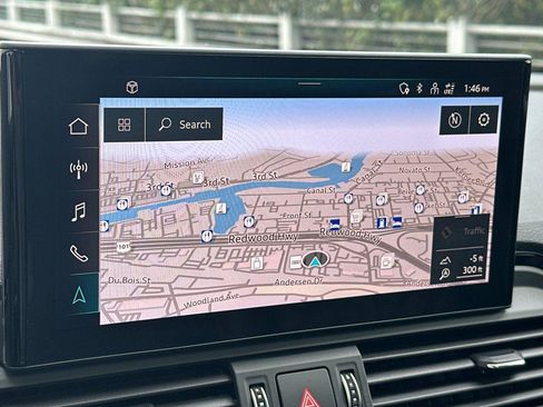 Used 2023 Audi SQ5 Premium Plus w/ Premium Plus Package image 18