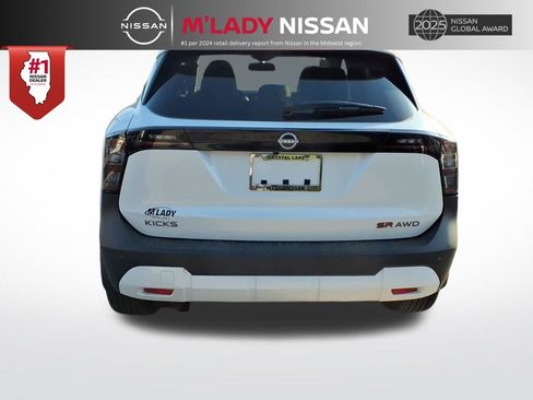 New 2026 Nissan Kicks SR image 6